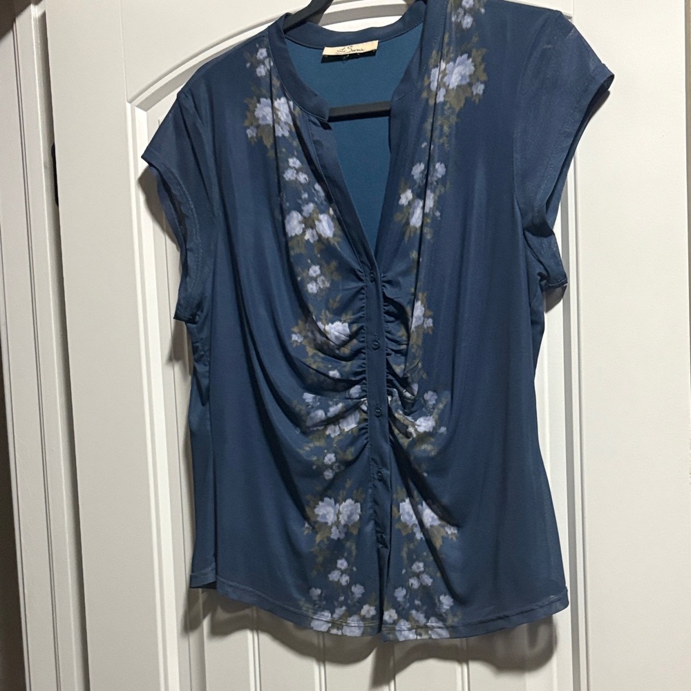 Chic Blue Floral Blouse for Women